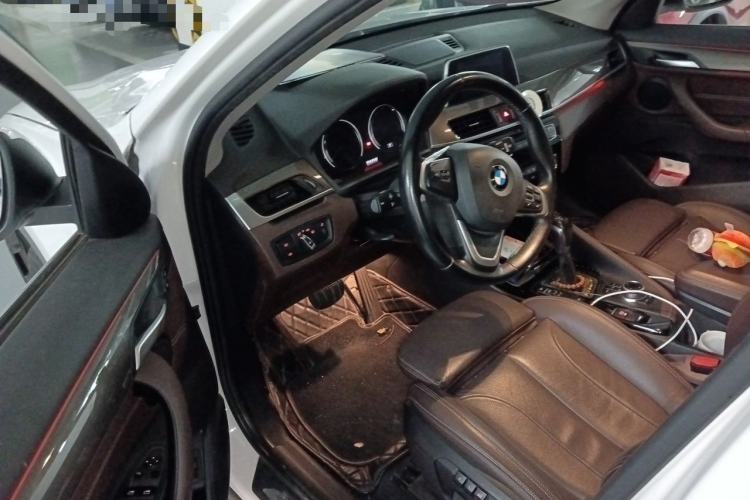 Used BMW X1 2018 xDrive20Li Luxury Edition Driver Seat