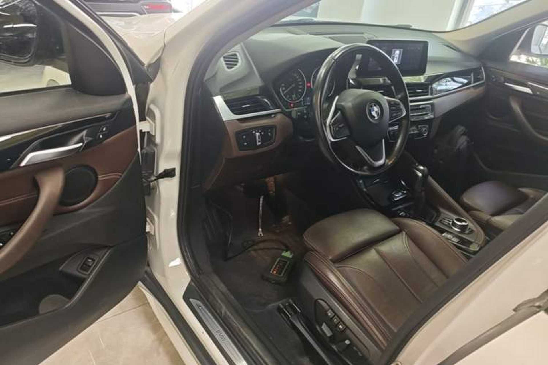 Used BMW X1 2018 xDrive20Li Luxury Edition Driver Seat