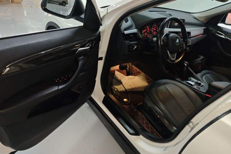 Used BMW X1 2018 sDrive20Li Leading Model Driver Seat