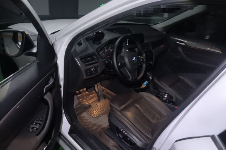 Used BMW X1 2018 xDrive20Li Luxury Edition Driver Seat