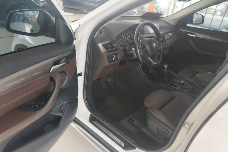 Used BMW X1 2018 sDrive18Li Luxury Model Driver Seat