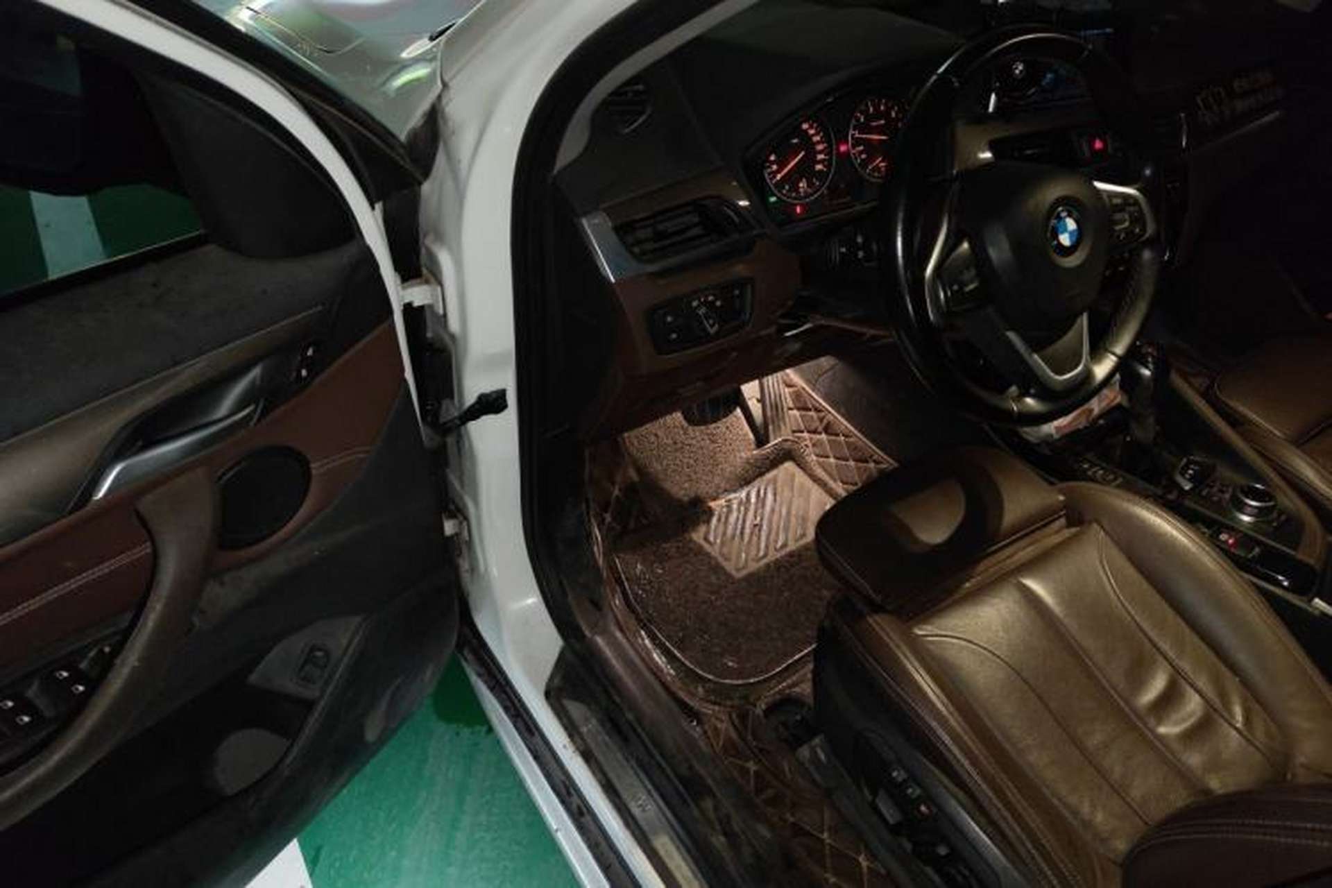 Used BMW X1 2018 xDrive20Li Luxury Edition Driver Seat