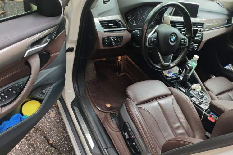 Used BMW X1 2018 xDrive20Li Luxury Edition Driver Seat