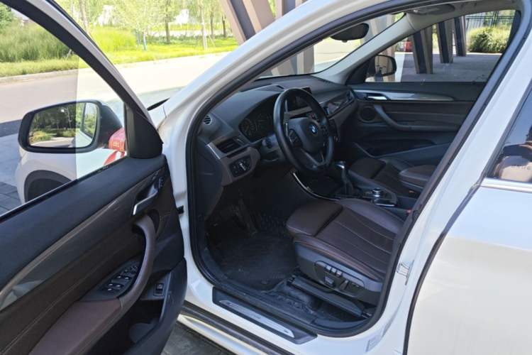 Used BMW X1 2018 xDrive20Li Luxury Edition Driver Seat