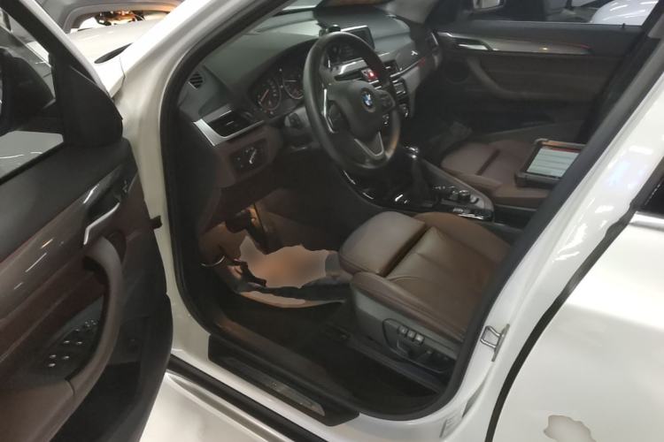 Used BMW X1 2018 sDrive18Li Luxury Model Driver Seat