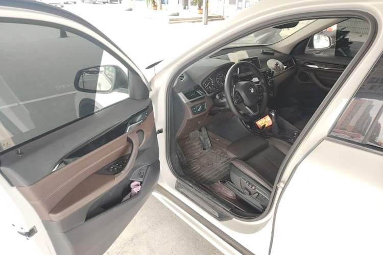Used BMW X1 2018 sDrive18Li Luxury Model Driver Seat