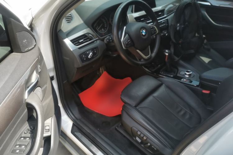 Used BMW X1 2018 xDrive20Li Luxury Edition Driver Seat