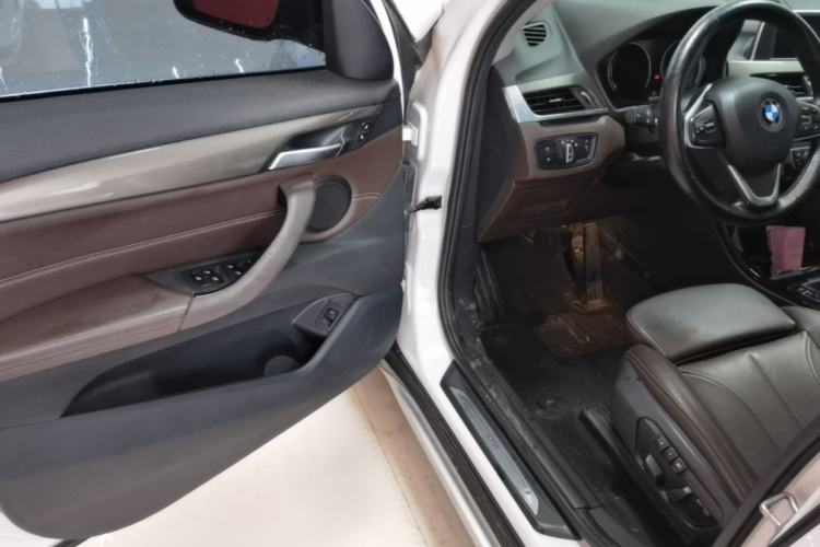 Used BMW X1 2018 sDrive18Li Luxury Model Driver Seat