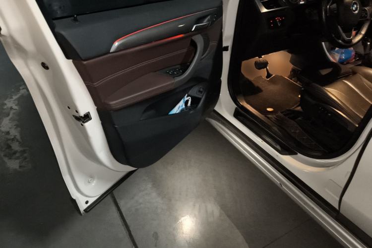 Used BMW X1 2018 sDrive18Li Luxury Model Driver Seat
