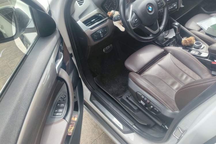 Used BMW X1 2018 sDrive18Li Luxury Model Driver Seat