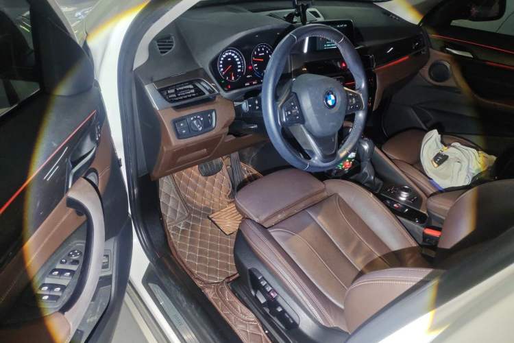 Used BMW X1 2018 xDrive20Li Luxury Edition Driver Seat