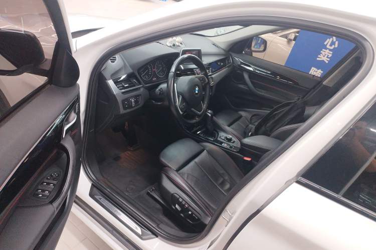 Used BMW X1 2018 sDrive18Li Luxury Model Driver Seat