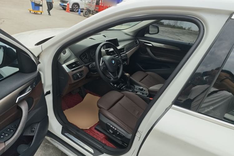 Used BMW X1 2018 sDrive18Li Luxury Model Driver Seat
