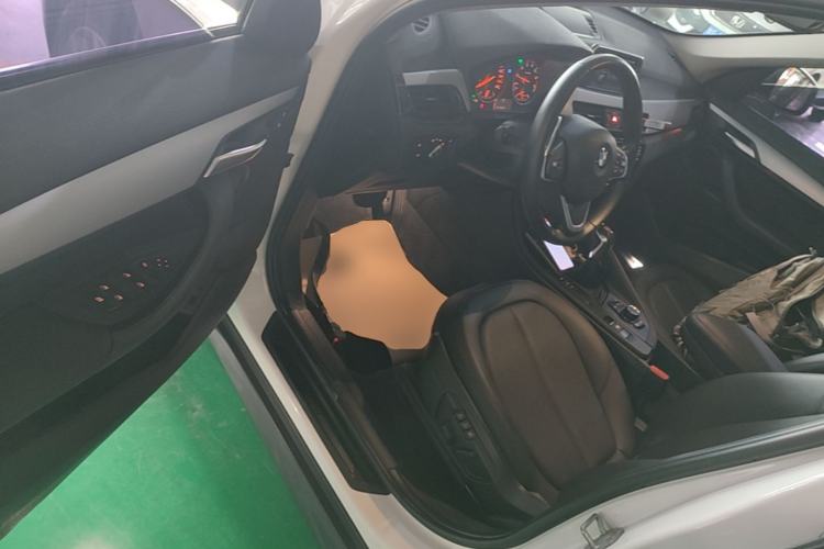 Used BMW X1 2018 sDrive20Li Leading Model Driver Seat