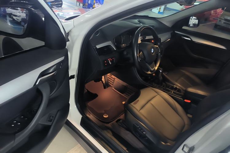 Used BMW X1 2018 sDrive20Li Leading Model Driver Seat