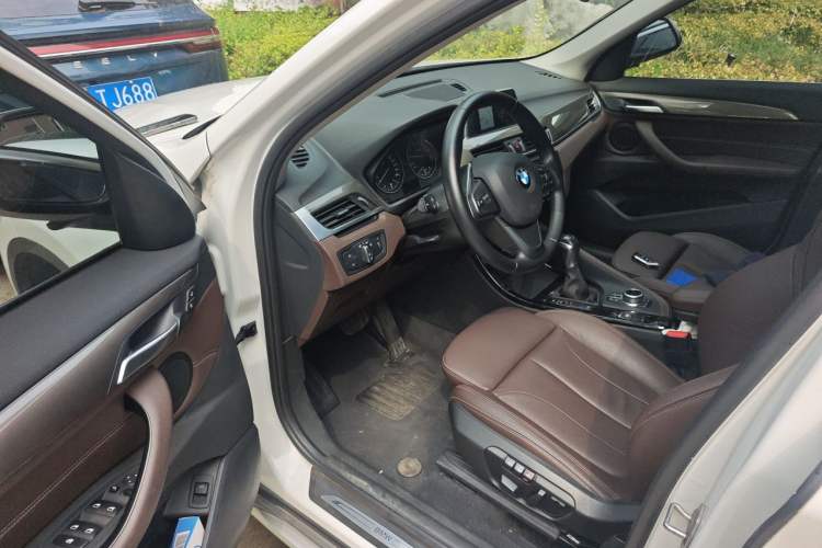 Used BMW X1 2018 xDrive20Li Luxury Edition Driver Seat