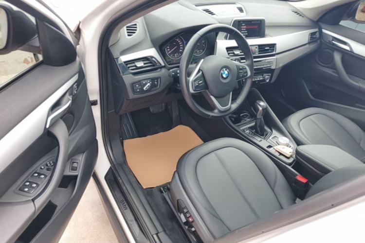 Used BMW X1 2018 sDrive20Li Leading Model Driver Seat