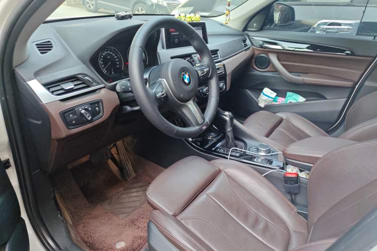 Used BMW X1 2018 xDrive20Li Luxury Edition Driver Seat