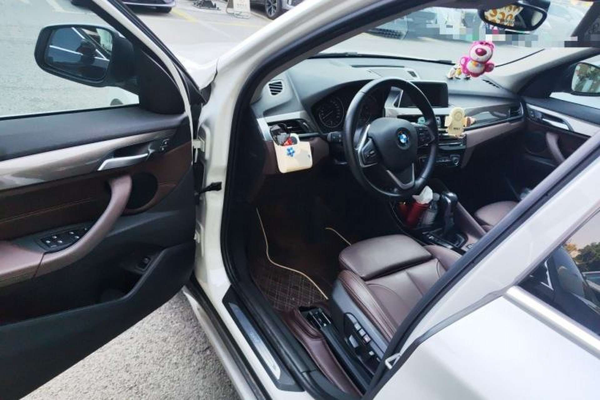 Used BMW X1 2018 xDrive20Li Luxury Edition Driver Seat