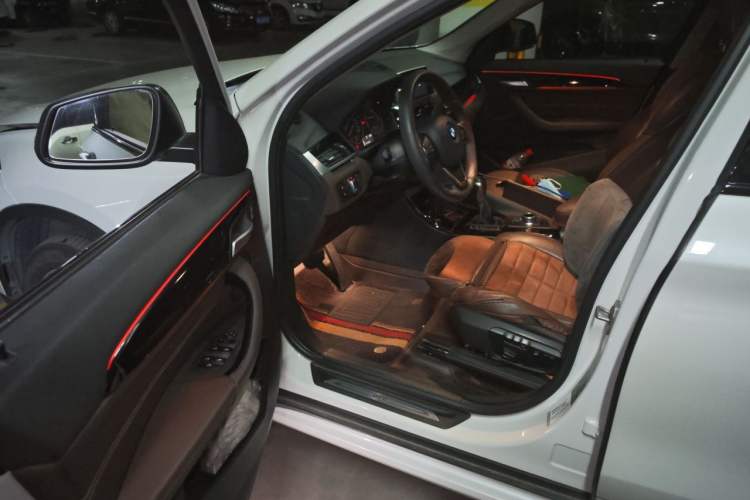 Used BMW X1 2018 xDrive20Li Luxury Edition Driver Seat