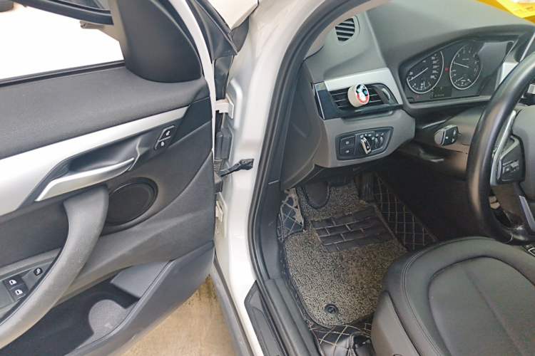 Used BMW X1 2018 sDrive18Li Fashion Model Driver Seat
