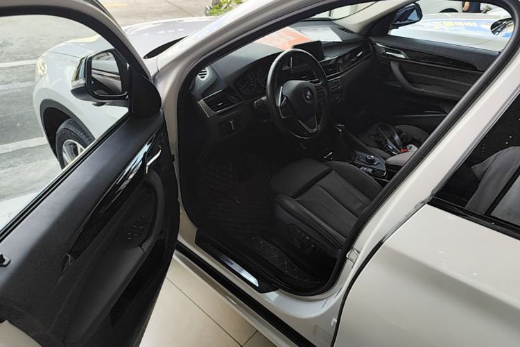 Used BMW X1 2018 sDrive18Li Luxury Model Driver Seat