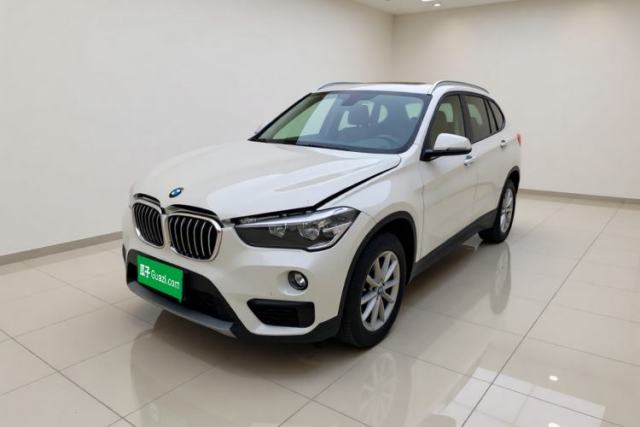BMW X1 2018 sDrive18Li Fashion Model с пробегом