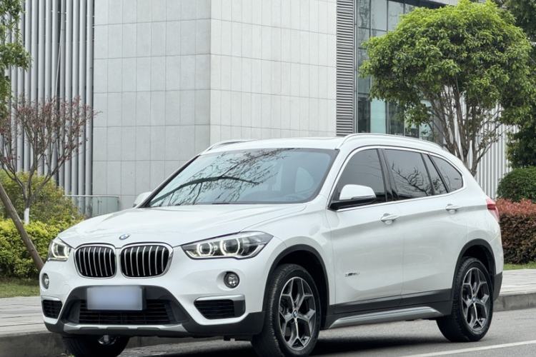 Used BMW X1 2018 sDrive18Li Luxury Model Guazi used car, China used car export, Used car for sale, Used cars, Cheapest cars for sale