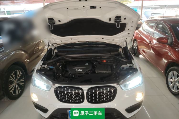 Used BMW X1 2018 sDrive18Li Fashion Model Engine Bay