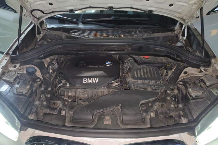 Used BMW X1 2018 sDrive20Li Leading Model Engine Bay
