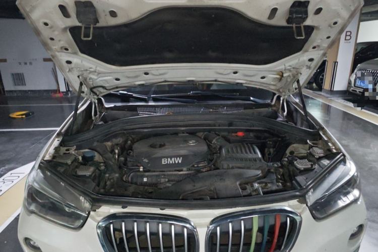 Used BMW X1 2018 xDrive20Li Luxury Edition Engine Bay