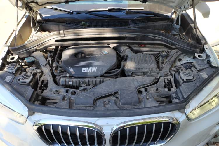 Used BMW X1 2018 xDrive20Li Luxury Edition Engine Bay