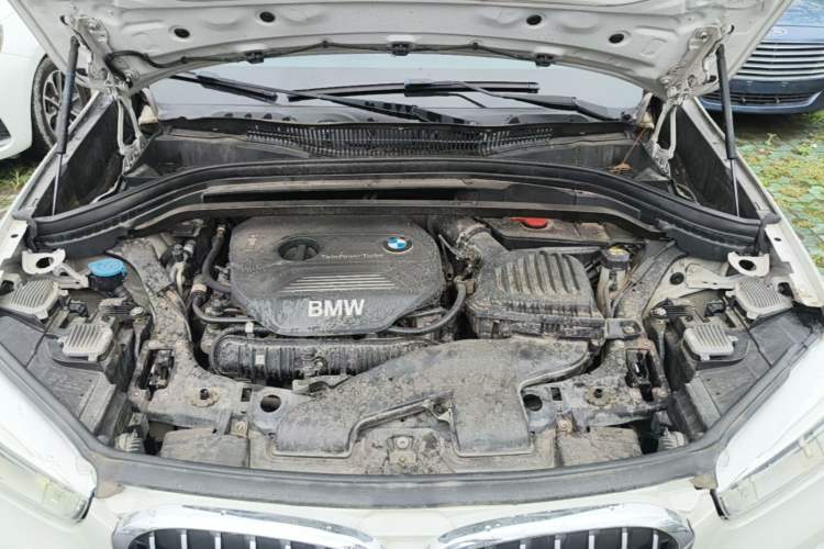 Used BMW X1 2018 sDrive20Li Leading Model Engine Bay