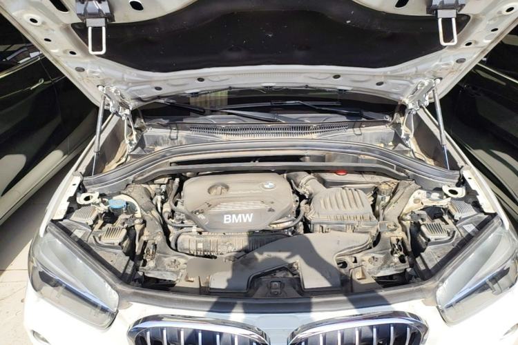 Used BMW X1 2018 xDrive20Li Luxury Edition Engine Bay