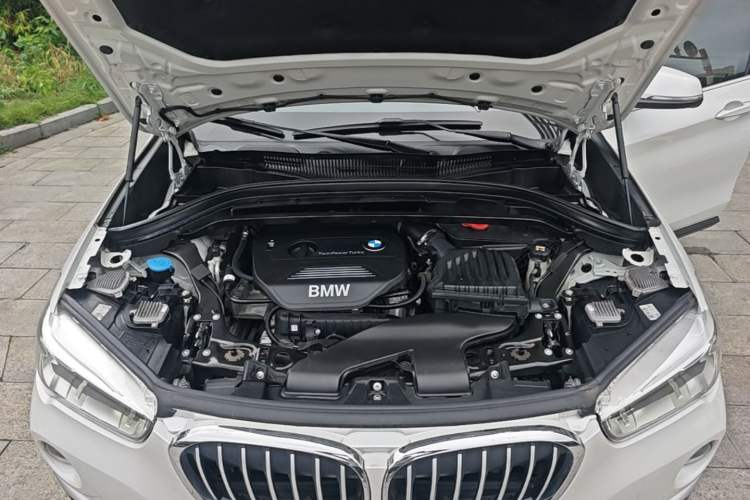 Used BMW X1 2018 sDrive18Li Luxury Model Engine Bay