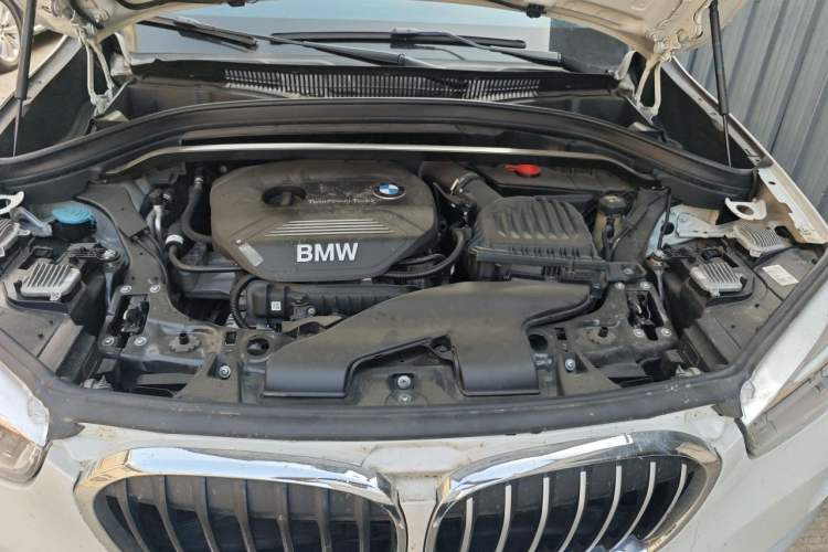 Used BMW X1 2018 sDrive18Li Luxury Model Engine Bay