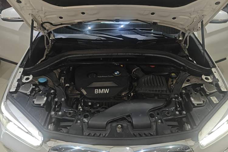 Used BMW X1 2018 sDrive18Li Luxury Model Engine Bay