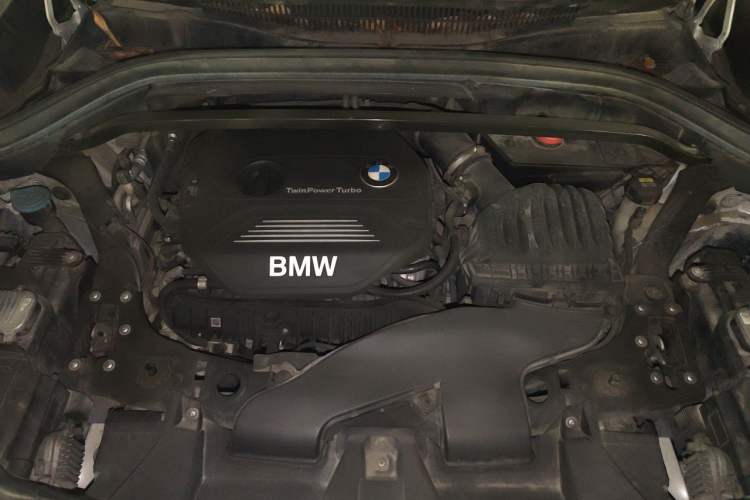 Used BMW X1 2018 xDrive20Li Luxury Edition Engine Bay