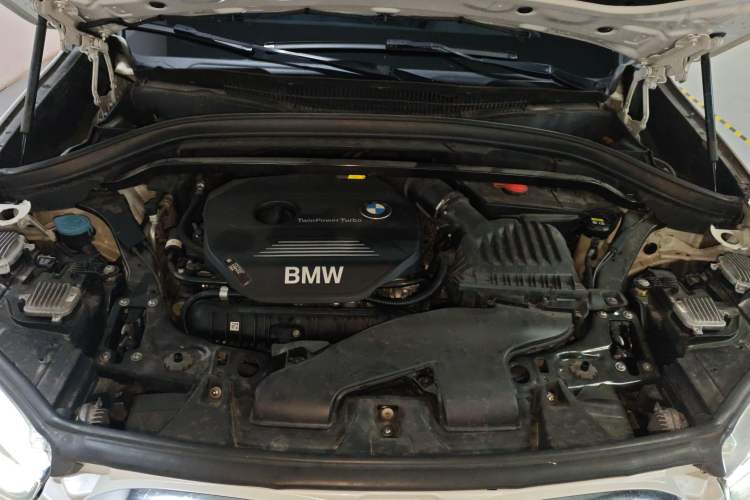 Used BMW X1 2018 sDrive20Li Leading Model Engine Bay