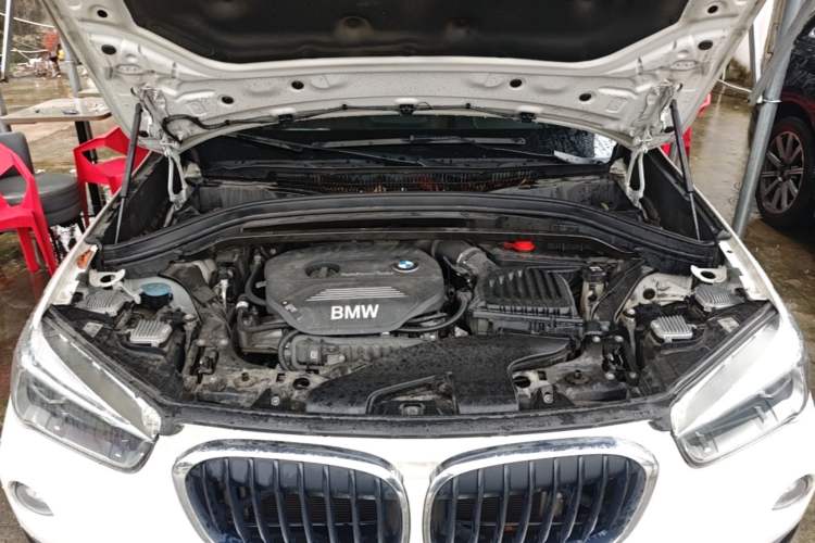 Used BMW X1 2018 sDrive18Li Luxury Model Engine Bay
