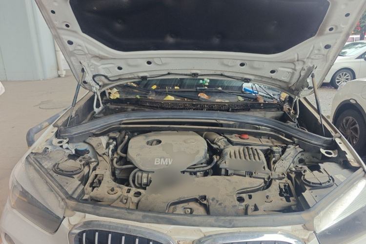 Used BMW X1 2018 sDrive18Li Fashion Model Engine Bay