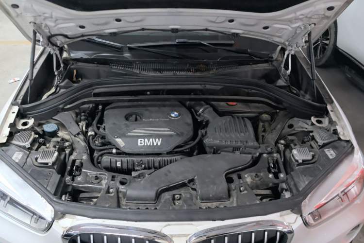 Used BMW X1 2018 sDrive20Li Leading Model Engine Bay