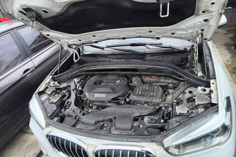 Used BMW X1 2018 sDrive18Li Luxury Model Engine Bay