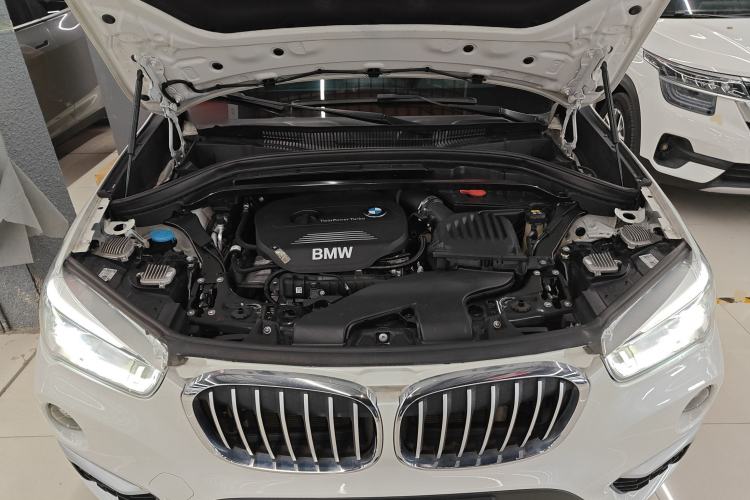 Used BMW X1 2018 sDrive18Li Luxury Model Engine Bay