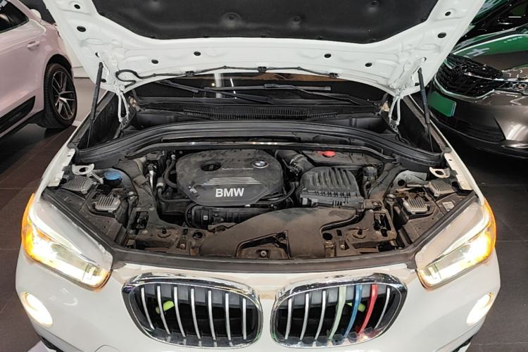 Used BMW X1 2018 sDrive18Li Luxury Model Engine Bay