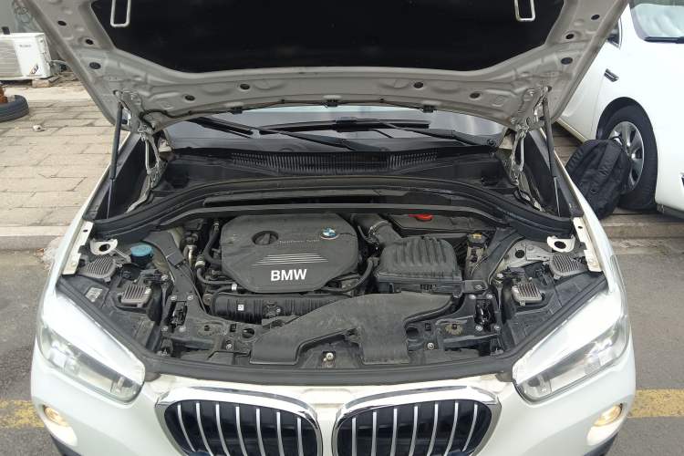 Used BMW X1 2018 sDrive20Li Leading Model Engine Bay