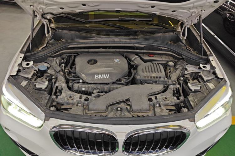 Used BMW X1 2018 xDrive20Li Luxury Edition Engine Bay