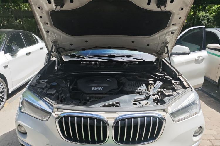 Used BMW X1 2018 sDrive18Li Luxury Model Engine Bay