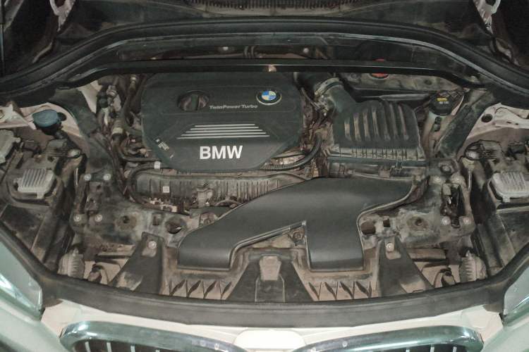 Used BMW X1 2018 sDrive20Li Leading Model Engine Bay