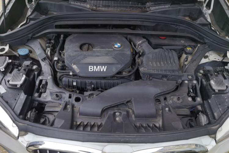 Used BMW X1 2018 xDrive20Li Luxury Edition Engine Bay
